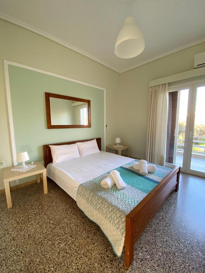 Mpanos Sea Apartment 1 ルートラ・オレアス・エレニス エクステリア 写真